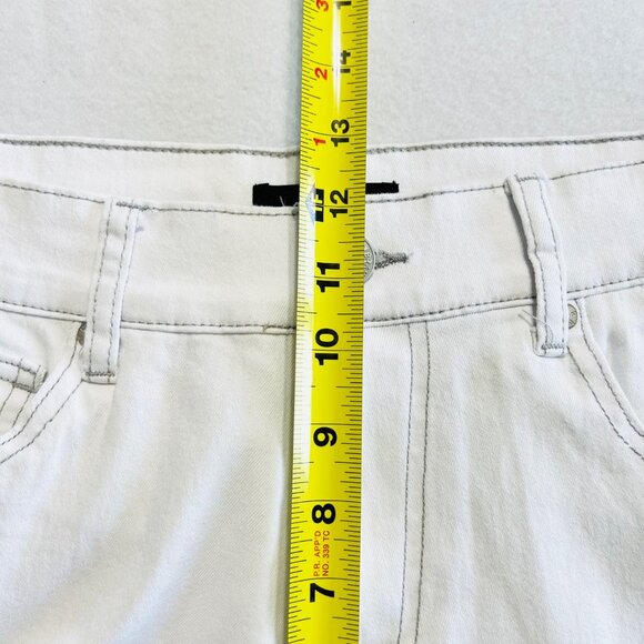 True Religion Men Geno Relaxed Slim Stretch Optic White Jean 34x32 Flap NWT $159 - Picture 9 of 11